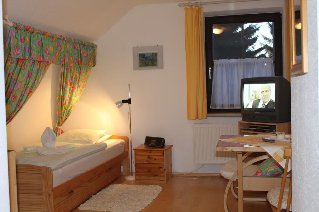 Haus Linda Apartman Barnkopf Szoba fotó